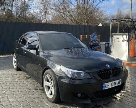 Чорний БМВ 5 Серія, об'ємом двигуна 3 л та пробігом 3 тис. км за 11000 $, фото 1 на Automoto.ua