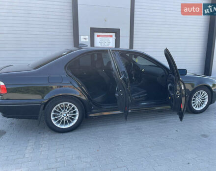 Черный БМВ 5 Серия, объемом двигателя 2.93 л и пробегом 290 тыс. км за 9000 $, фото 1 на Automoto.ua