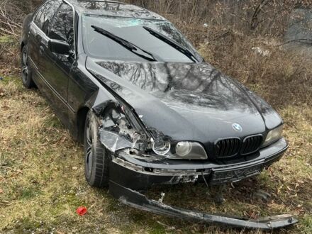 Черный БМВ 5 Серия, объемом двигателя 0 л и пробегом 343 тыс. км за 2300 $, фото 1 на Automoto.ua