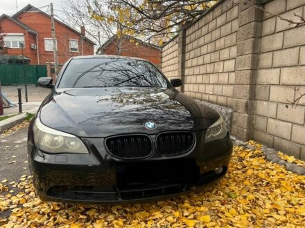 Черный БМВ 5 Серия, объемом двигателя 0 л и пробегом 350 тыс. км за 4400 $, фото 1 на Automoto.ua