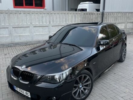Черный БМВ 5 Серия, объемом двигателя 3 л и пробегом 320 тыс. км за 12000 $, фото 1 на Automoto.ua