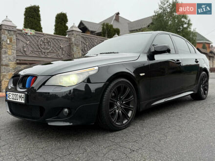 Черный БМВ 5 Серия, объемом двигателя 3 л и пробегом 292 тыс. км за 11500 $, фото 1 на Automoto.ua
