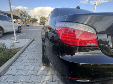 БМВ 5 Серія 2009 у Чернівцях на Automoto.ua Чорний БМВ 5 Серія, об'ємом двигуна 2.98 л та пробігом 250 тис. км за 11200 $, фото 1 на Automoto.ua