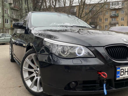 Черный БМВ 5 Серия, объемом двигателя 2 л и пробегом 220 тыс. км за 14000 $, фото 1 на Automoto.ua