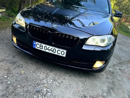 Черный БМВ 5 Серия, объемом двигателя 3 л и пробегом 300 тыс. км за 10500 $, фото 1 на Automoto.ua