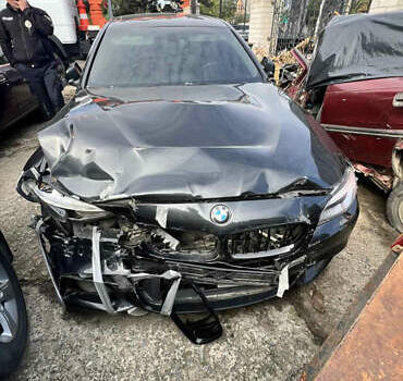 Черный БМВ 5 Серия, объемом двигателя 2.99 л и пробегом 50 тыс. км за 9100 $, фото 1 на Automoto.ua