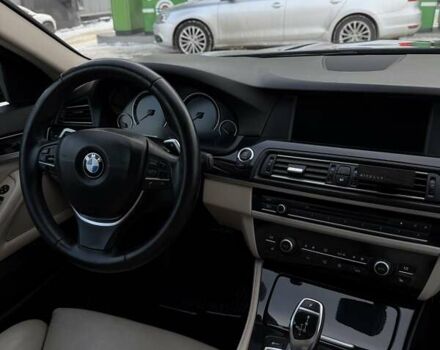 Черный БМВ 5 Серия, объемом двигателя 2.99 л и пробегом 317 тыс. км за 16000 $, фото 1 на Automoto.ua