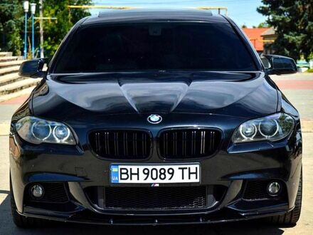 Чорний БМВ 5 Серія, об'ємом двигуна 2 л та пробігом 300 тис. км за 12110 $, фото 1 на Automoto.ua