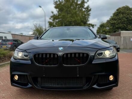 Черный БМВ 5 Серия, объемом двигателя 2 л и пробегом 300 тыс. км за 15000 $, фото 1 на Automoto.ua
