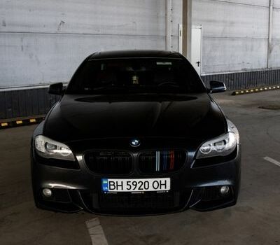 Черный БМВ 5 Серия, объемом двигателя 4.39 л и пробегом 152 тыс. км за 15649 $, фото 1 на Automoto.ua