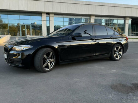 Чорний БМВ 5 Серія, об'ємом двигуна 2 л та пробігом 220 тис. км за 16000 $, фото 1 на Automoto.ua