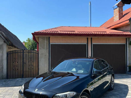 Черный БМВ 5 Серия, объемом двигателя 2.99 л и пробегом 279 тыс. км за 15500 $, фото 1 на Automoto.ua