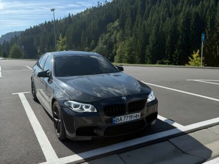 Черный БМВ 5 Серия, объемом двигателя 3 л и пробегом 250 тыс. км за 18000 $, фото 1 на Automoto.ua