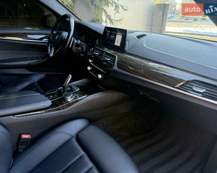 Чорний БМВ 5 Серія, об'ємом двигуна 2 л та пробігом 277 тис. км за 21500 $, фото 1 на Automoto.ua