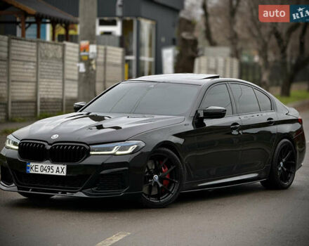 Черный БМВ 5 Серия, объемом двигателя 3 л и пробегом 130 тыс. км за 36500 $, фото 1 на Automoto.ua