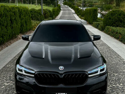 Черный БМВ 5 Серия, объемом двигателя 3 л и пробегом 130 тыс. км за 33333 $, фото 1 на Automoto.ua