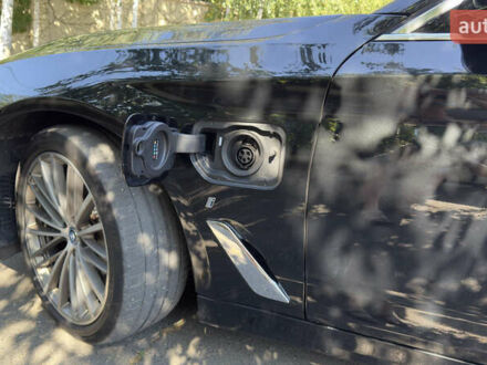 Черный БМВ 5 Серия, объемом двигателя 2 л и пробегом 56 тыс. км за 32900 $, фото 1 на Automoto.ua