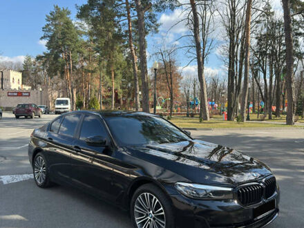 БМВ 5 Серія 2022 у Харкові на Automoto.ua Чорний БМВ 5 Серія, об'ємом двигуна 2 л та пробігом 95 тис. км за 44500 $, фото 1 на Automoto.ua