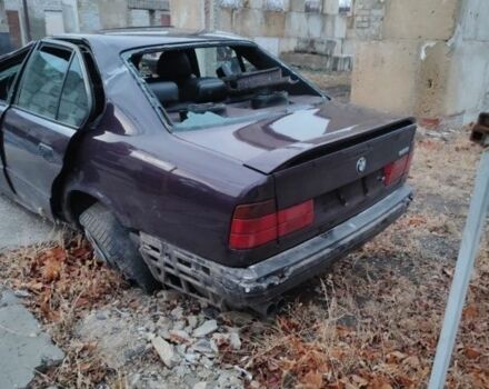 Фиолетовый БМВ 5 Серия, объемом двигателя 2 л и пробегом 420 тыс. км за 600 $, фото 1 на Automoto.ua