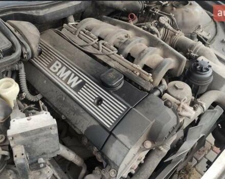 Фиолетовый БМВ 5 Серия, объемом двигателя 1.99 л и пробегом 400 тыс. км за 4000 $, фото 11 на Automoto.ua