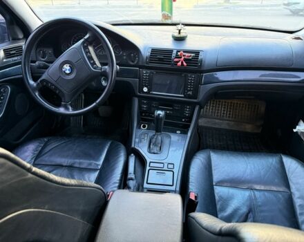 Фиолетовый БМВ 5 Серия, объемом двигателя 2 л и пробегом 300 тыс. км за 3999 $, фото 18 на Automoto.ua