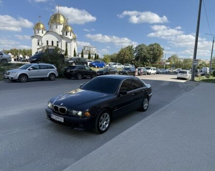 Фиолетовый БМВ 5 Серия, объемом двигателя 2 л и пробегом 300 тыс. км за 3999 $, фото 2 на Automoto.ua