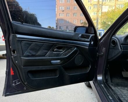 Фиолетовый БМВ 5 Серия, объемом двигателя 2 л и пробегом 300 тыс. км за 3999 $, фото 15 на Automoto.ua