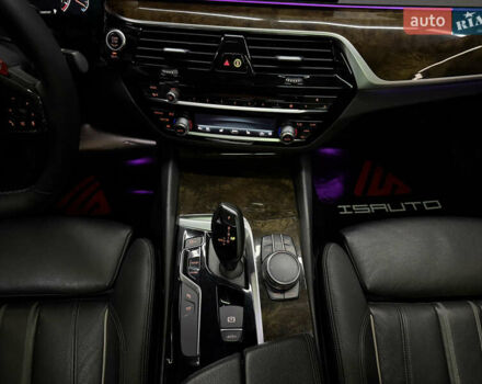 Фиолетовый БМВ 5 Серия, объемом двигателя 3 л и пробегом 147 тыс. км за 34900 $, фото 27 на Automoto.ua