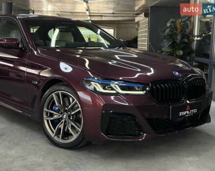 Фиолетовый БМВ 5 Серия, объемом двигателя 3 л и пробегом 27 тыс. км за 60000 $, фото 3 на Automoto.ua