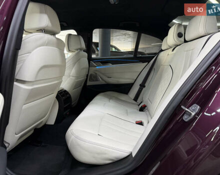 Фиолетовый БМВ 5 Серия, объемом двигателя 3 л и пробегом 27 тыс. км за 60000 $, фото 24 на Automoto.ua