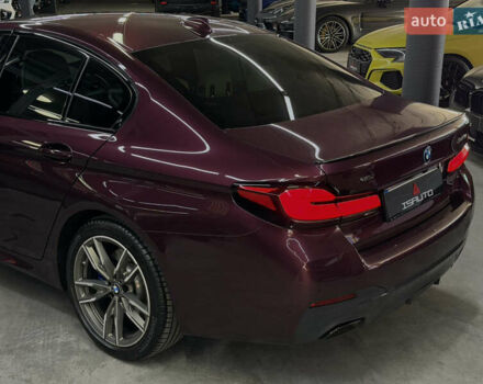 Фиолетовый БМВ 5 Серия, объемом двигателя 3 л и пробегом 27 тыс. км за 60000 $, фото 11 на Automoto.ua