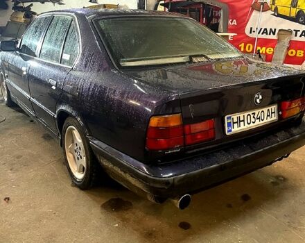 Фиолетовый БМВ 5 Серия, объемом двигателя 2 л и пробегом 270 тыс. км за 3500 $, фото 1 на Automoto.ua