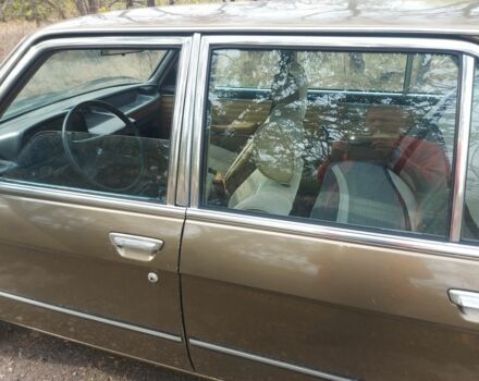 Коричневый БМВ 5 Серия, объемом двигателя 2 л и пробегом 200 тыс. км за 1800 $, фото 3 на Automoto.ua