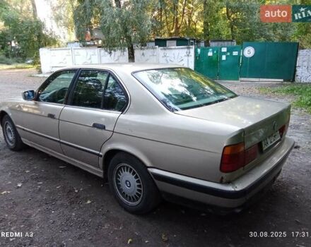 Коричневий БМВ 5 Серія, об'ємом двигуна 1.99 л та пробігом 301 тис. км за 1800 $, фото 7 на Automoto.ua