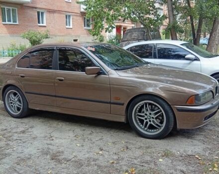 Коричневый БМВ 5 Серия, объемом двигателя 2 л и пробегом 350 тыс. км за 5050 $, фото 12 на Automoto.ua