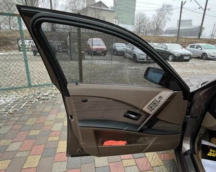 Коричневый БМВ 5 Серия, объемом двигателя 2.2 л и пробегом 262 тыс. км за 7600 $, фото 9 на Automoto.ua