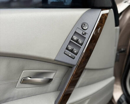 Коричневый БМВ 5 Серия, объемом двигателя 2.5 л и пробегом 275 тыс. км за 7850 $, фото 57 на Automoto.ua