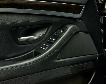 Коричневий БМВ 5 Серія, об'ємом двигуна 3 л та пробігом 199 тис. км за 13000 $, фото 3 на Automoto.ua