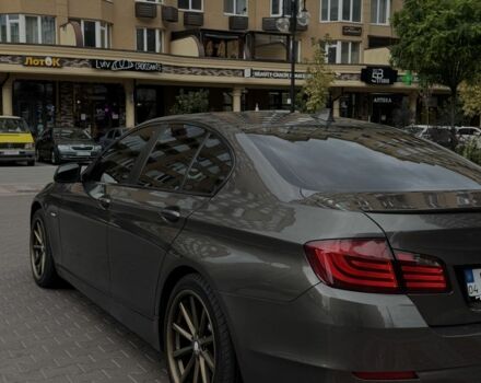 Коричневый БМВ 5 Серия, объемом двигателя 3 л и пробегом 199 тыс. км за 13500 $, фото 3 на Automoto.ua