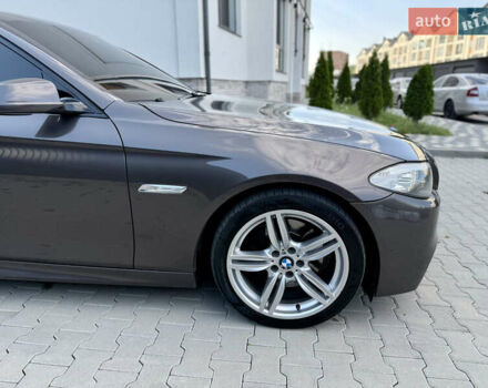 Коричневый БМВ 5 Серия, объемом двигателя 2.99 л и пробегом 260 тыс. км за 20000 $, фото 6 на Automoto.ua