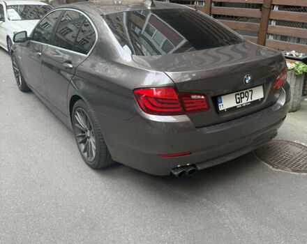 Коричневий БМВ 5 Серія, об'ємом двигуна 2 л та пробігом 207 тис. км за 15200 $, фото 4 на Automoto.ua