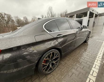 Коричневый БМВ 5 Серия, объемом двигателя 2 л и пробегом 254 тыс. км за 18300 $, фото 3 на Automoto.ua
