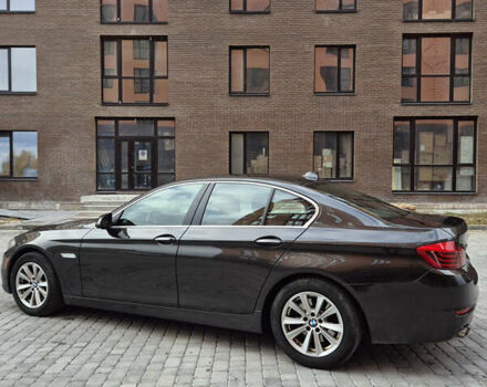 БМВ 5 Серия 2015 в Остоге на Automoto.ua Коричневый БМВ 5 Серия, объемом двигателя 2 л и пробегом 255 тыс. км за 11999 $, фото 4 на Automoto.ua