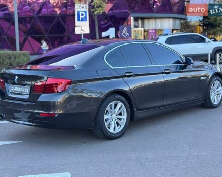 Коричневый БМВ 5 Серия, объемом двигателя 2 л и пробегом 242 тыс. км за 15490 $, фото 6 на Automoto.ua