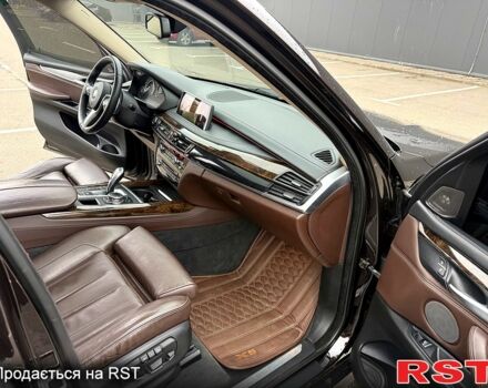 Коричневый БМВ 5 Серия, объемом двигателя 3 л и пробегом 150 тыс. км за 23500 $, фото 12 на Automoto.ua