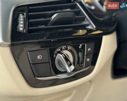 Коричневий БМВ 5 Серія, об'ємом двигуна 2 л та пробігом 133 тис. км за 23500 $, фото 19 на Automoto.ua