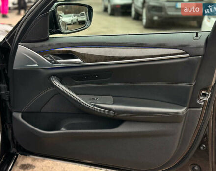 Коричневый БМВ 5 Серия, объемом двигателя 3 л и пробегом 167 тыс. км за 29990 $, фото 52 на Automoto.ua