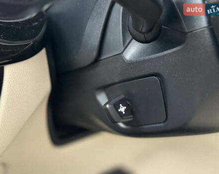 Коричневий БМВ 5 Серія, об'ємом двигуна 2 л та пробігом 133 тис. км за 23500 $, фото 20 на Automoto.ua