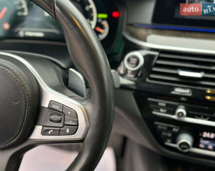 Коричневый БМВ 5 Серия, объемом двигателя 3 л и пробегом 167 тыс. км за 29990 $, фото 32 на Automoto.ua