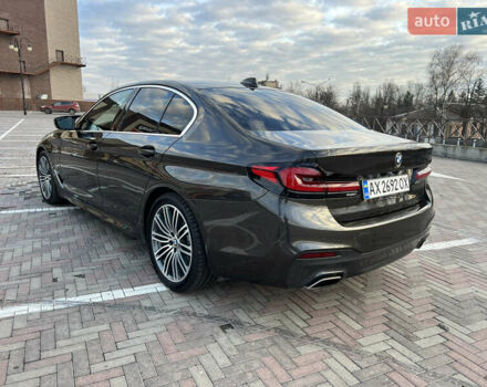 Коричневый БМВ 5 Серия, объемом двигателя 3 л и пробегом 140 тыс. км за 31000 $, фото 7 на Automoto.ua